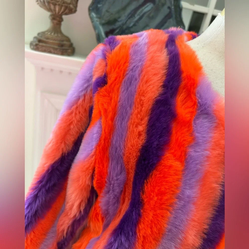 Hot & Delicious Multicolor Faux Fur Cropped Jacket - Picture 2 of 8